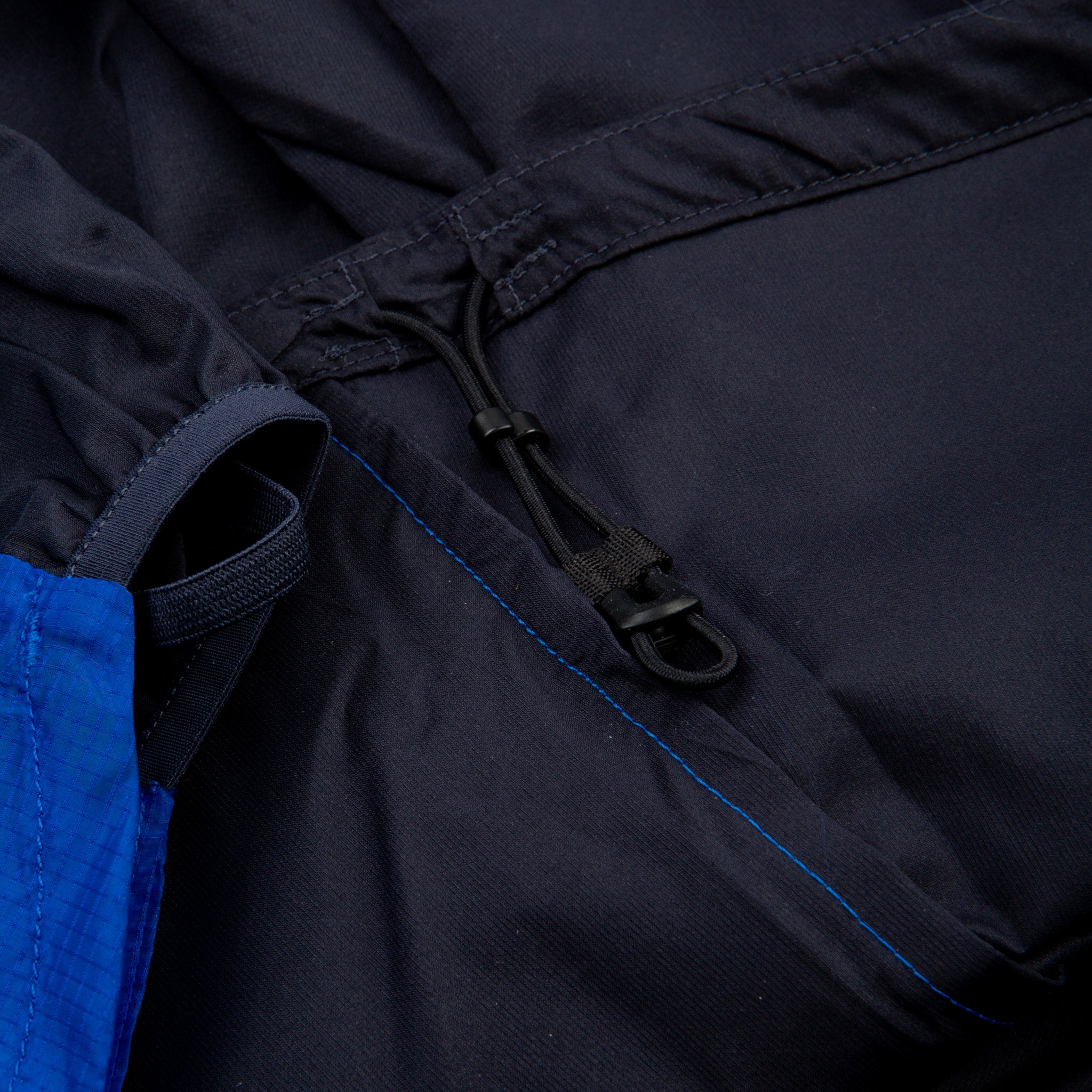210000045730-arcteryx-m_norvan_windshell_hoody-blue-d2
